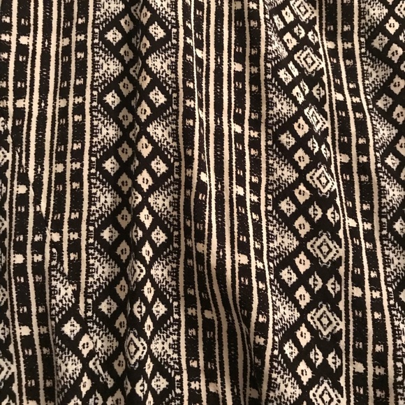 BCBGeneration Black & White Shorts Romper - Picture 5 of 5